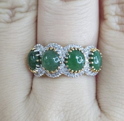 แหวนหยก หยกเขียวเข้ม ล้อมเพชร ตัวเรือนทอง